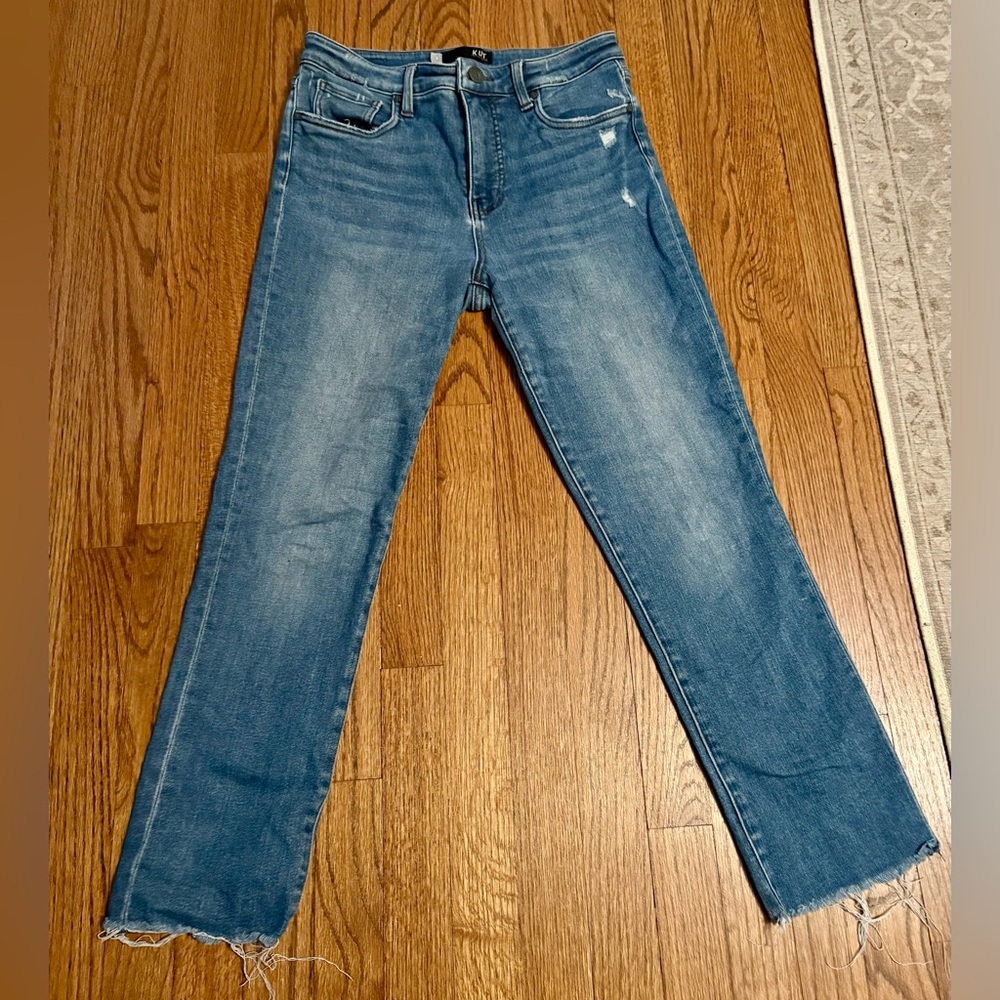 KUT from the Kloth kick crop Jean. GUC! Size 6.